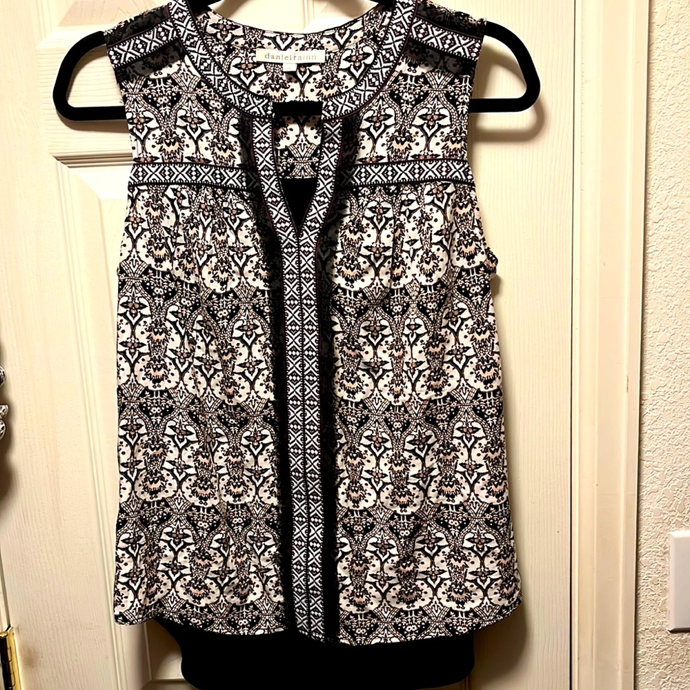 Women’s size M